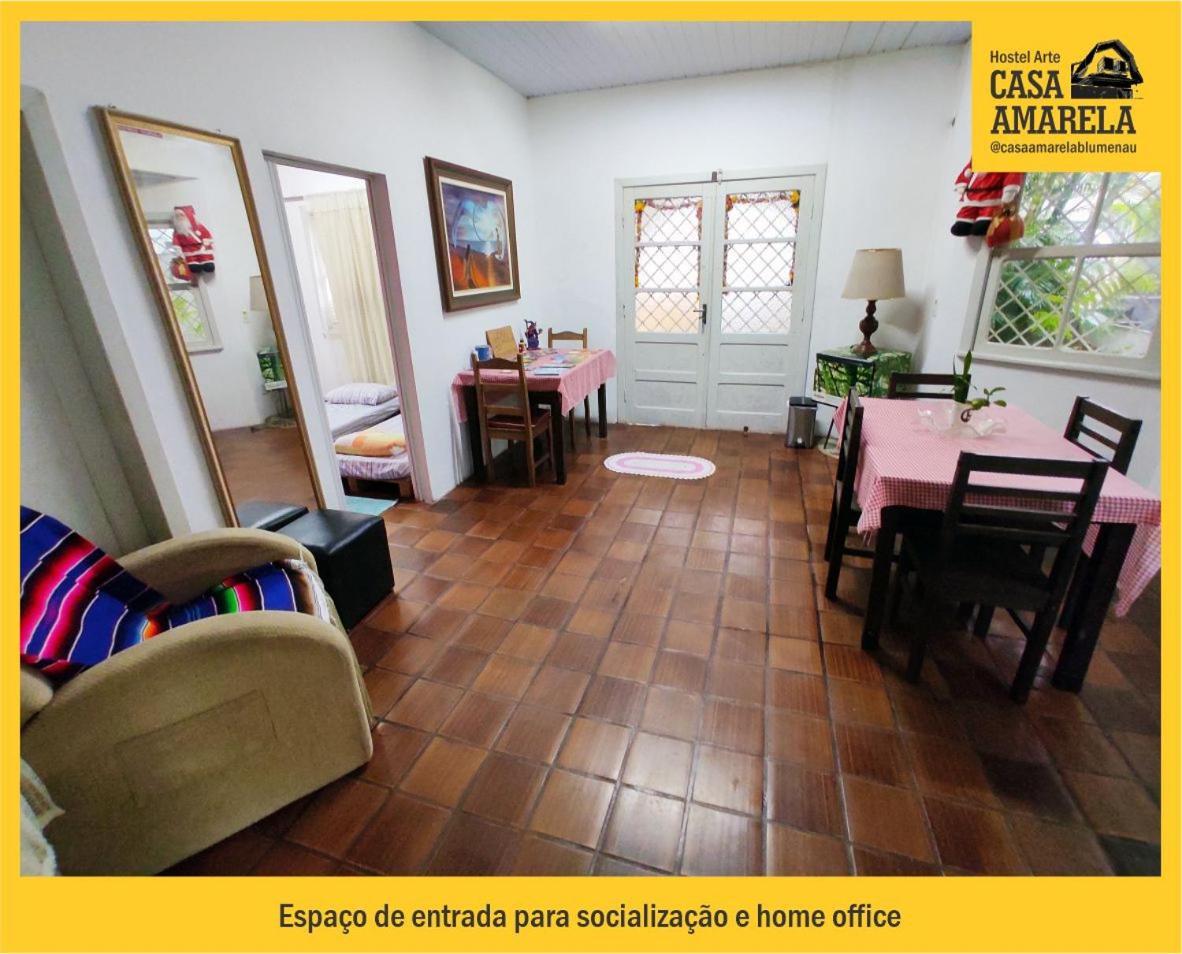 Casa Amarela Blumenau Hospedagem Alternativa Pansiyon Dış mekan fotoğraf